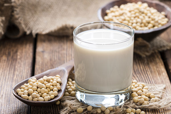 Sữa đậu nành pha bằng hóa chất đang giết chết người dân từng ngày